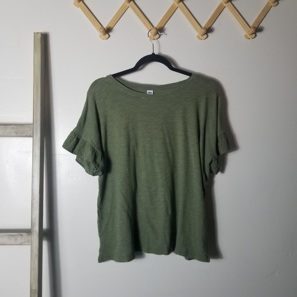OLD NAVY GREEN BLOUSE WITH RUFFLE SLEEVE SIZE SMALL